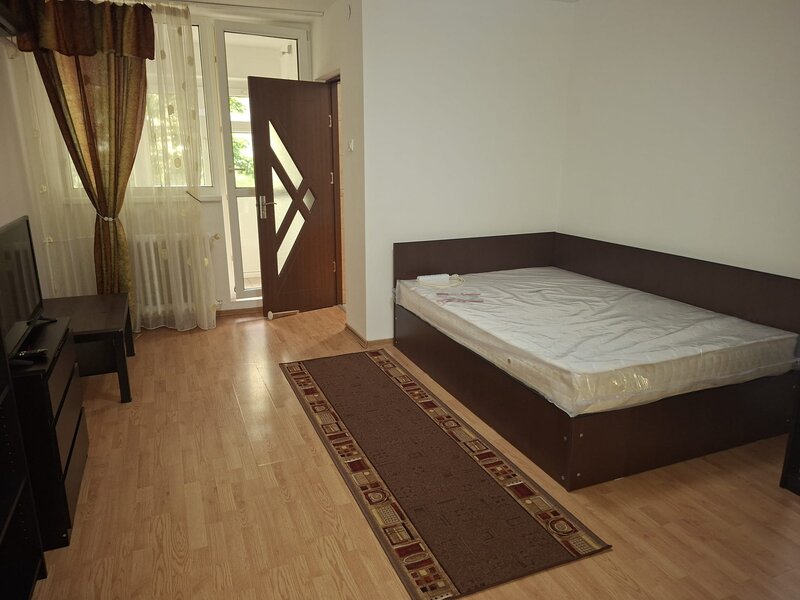 Obor, Colentina, Teiul Doamnei vav Sectia 7 Politie, 15 minute metrou