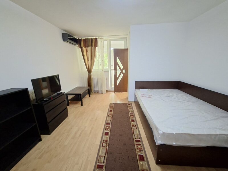 Obor, Colentina, Teiul Doamnei vav Sectia 7 Politie, 15 minute metrou