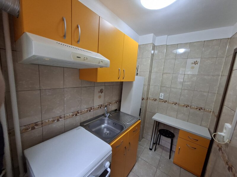 Obor, Colentina, Teiul Doamnei vav Sectia 7 Politie, 15 minute metrou