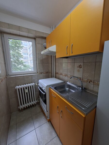 Obor, Colentina, Teiul Doamnei vav Sectia 7 Politie, 15 minute metrou