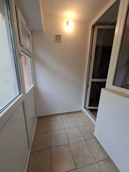 Obor, Colentina, Teiul Doamnei vav Sectia 7 Politie, 15 minute metrou